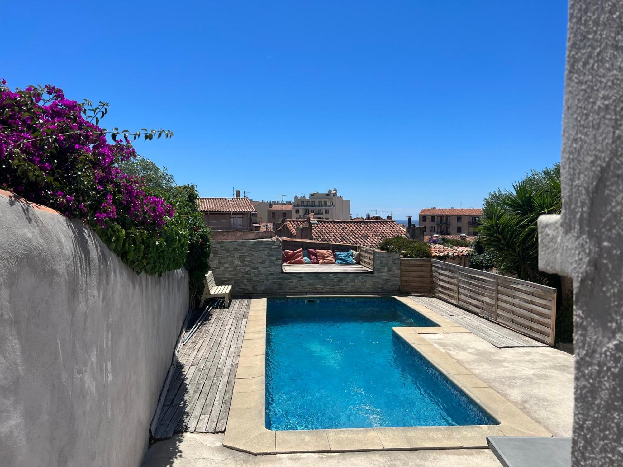 Appartamento Pour 4 face à la piscine Marsiglia Esterno foto